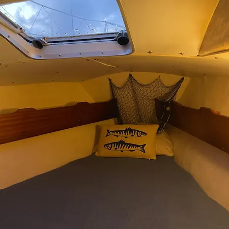Bådhotel Velero Oceans Ontzi, *